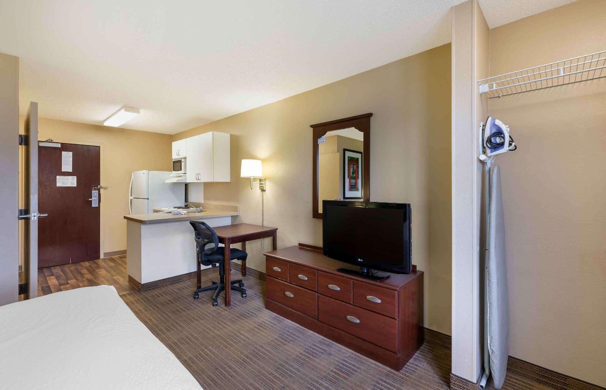 Extended Stay America Suites - Cleveland - Brooklyn Dış mekan fotoğraf